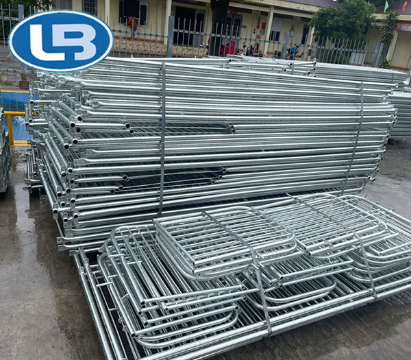 Galvanized pig pen frame